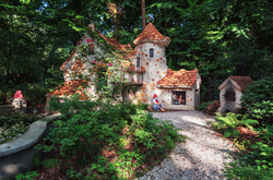 Hansel & Gretel's House Type